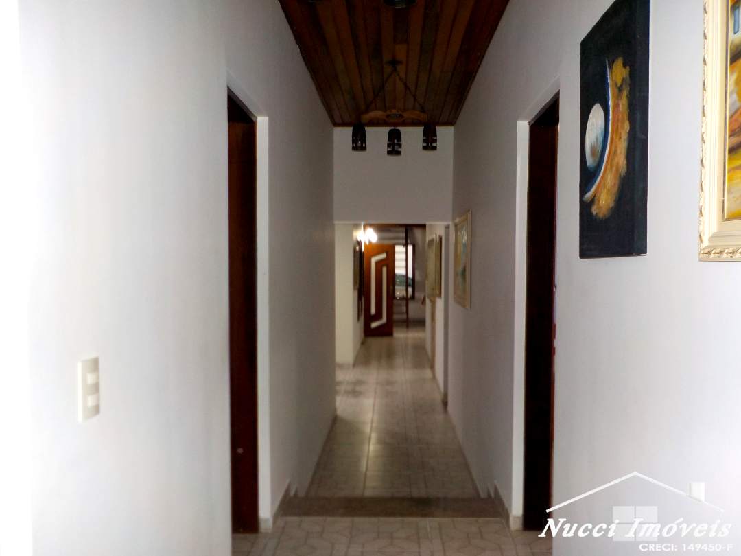 Sua casa no pé da mata atlântica em ubatauba