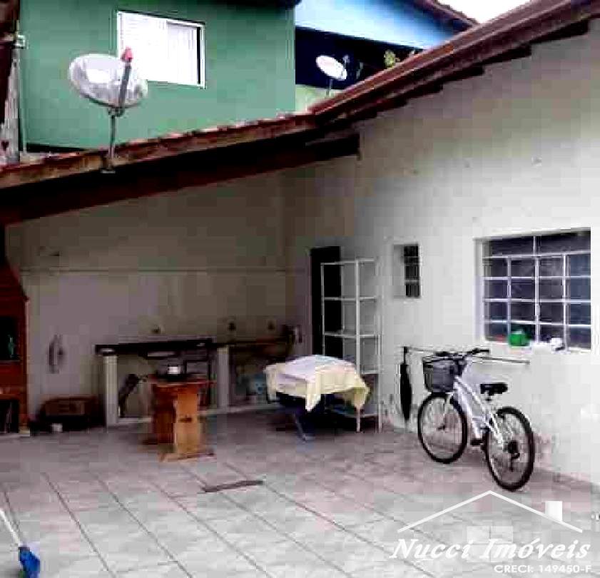 Ótima casa térrea no centro