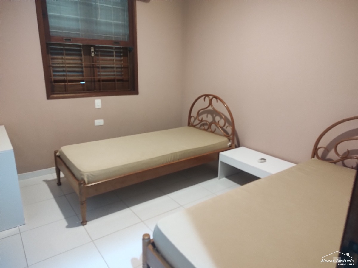 Ótima casa na domingas dias a 180 mts da areia